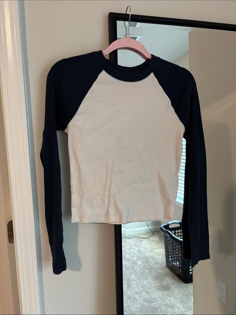 Classic Long-Sleeve Raglan Top - Navy & Cream